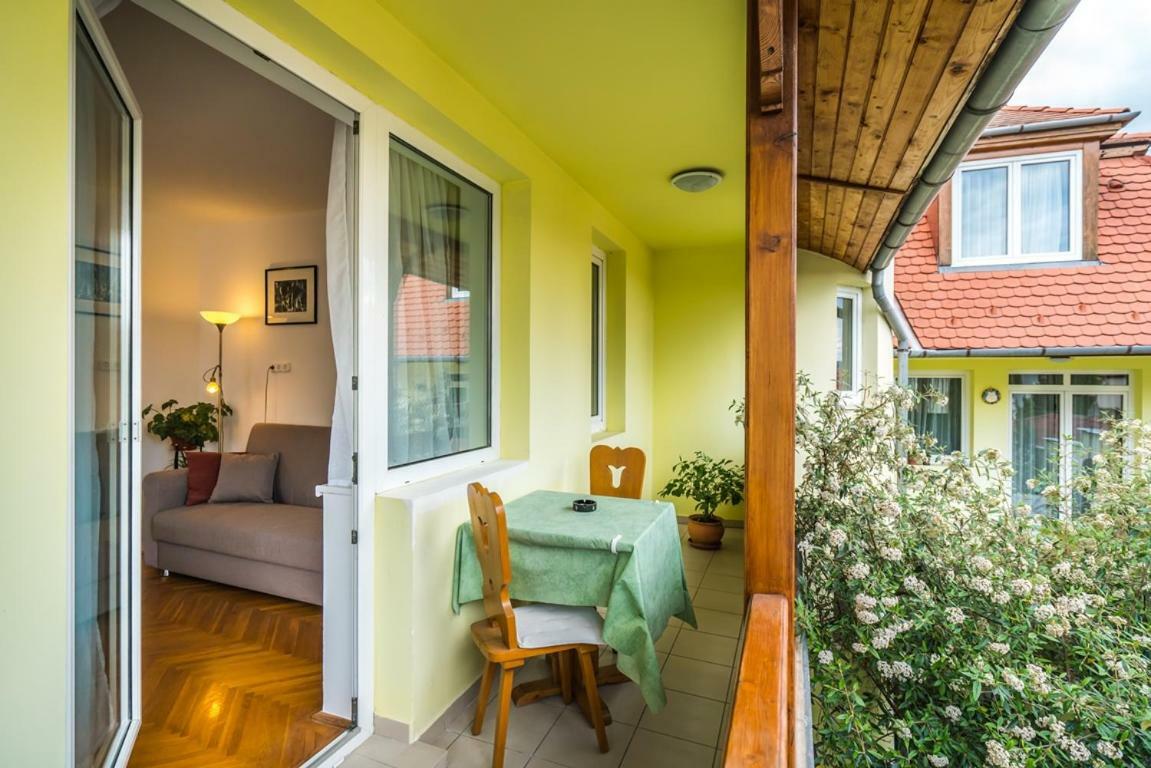 Szent Kristof Panzio Hotell Esztergom Eksteriør bilde