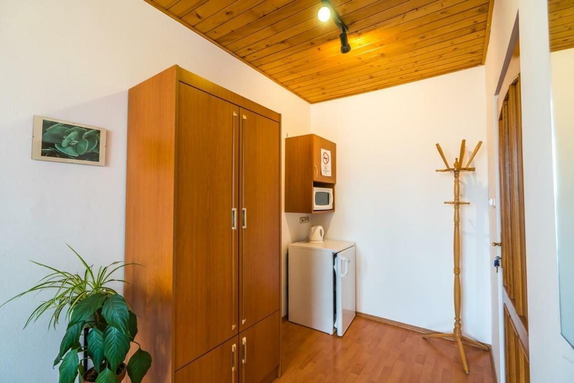 Szent Kristof Panzio Hotell Esztergom Eksteriør bilde